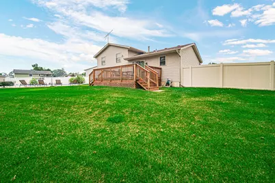 250 Hawthorne Court, Hobart, IN 46342 - Photo 29