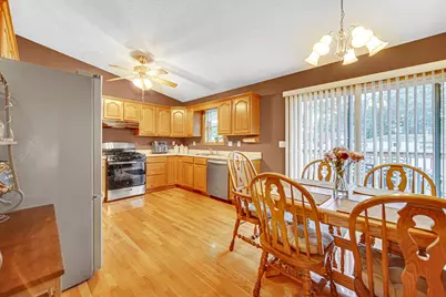250 Hawthorne Court, Hobart, IN 46342 - Photo 7