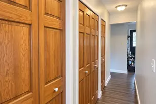 517 E Violet Dr, Francesville, IN 47946 - Photo 9