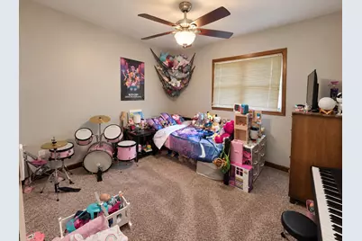 517 E Violet Drive, Francesville, IN 47946 - Photo 13