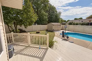 517 E Violet Dr, Francesville, IN 47946 - Photo 19