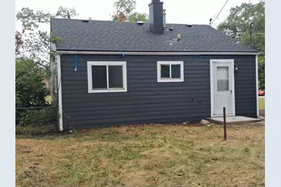 3121 Pulaski Street, New Chicago, IN 46342 - Photo 5