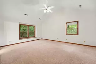 433 Brookshire Ct, Valparaiso, IN 46385 - Photo 17