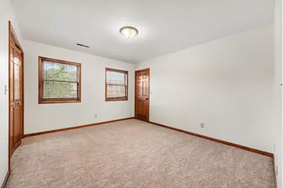 433 Brookshire Court, Valparaiso, IN 46385 - Photo 13
