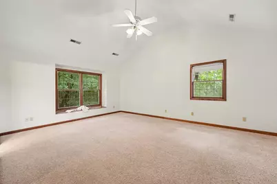 433 Brookshire Court, Valparaiso, IN 46385 - Photo 17