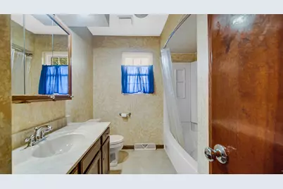 8973 Luann Drive S, Demotte, IN 46310 - Photo 17