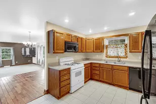 8973 Luann Dr S, Demotte, IN 46310 - Photo 9