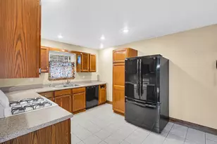 8973 Luann Dr S, Demotte, IN 46310 - Photo 11