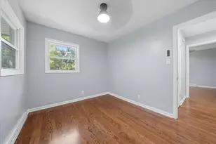 1020 E 61st Pl, Merrillville, IN 46410 - Photo 19