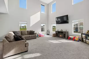 8322 Wyman Dr, Saint John, IN 46373 - Photo 5