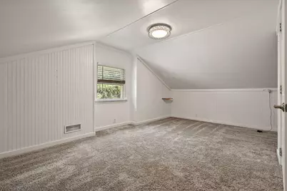 567 S Lakeview Drive, Lowell, IN 46356 - Photo 19