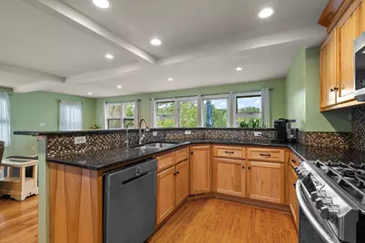 567 S Lakeview Drive, Lowell, IN 46356 - Photo 9