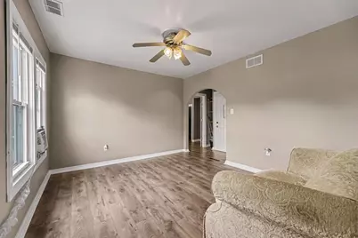 933 Summer Street, Hammond, IN 46320 - Photo 5