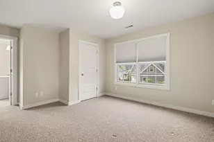 5615 Hidden Pond Ln, Sawyer, MI 49125 - Photo 17