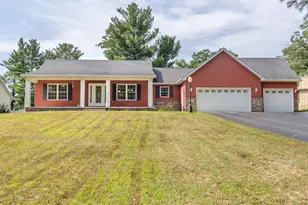 12036 Oakwood Dr, Demotte, IN 46310 - Photo 3