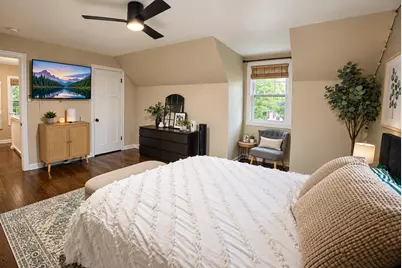 8934 Bunker Hill Drive, Munster, IN 46321 - Photo 15
