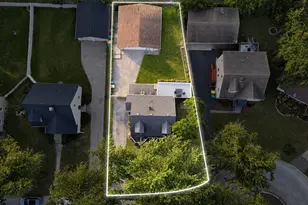 8934 Bunker Hill Dr, Munster, IN 46321 - Photo 25