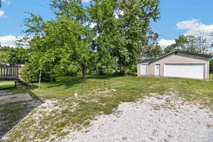 7501 Independence St, Merrillville, IN 46410 - Photo 15