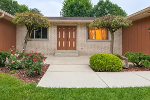 2633 N Stuyvesant Ln, La Porte, IN 46350 - Photo 3