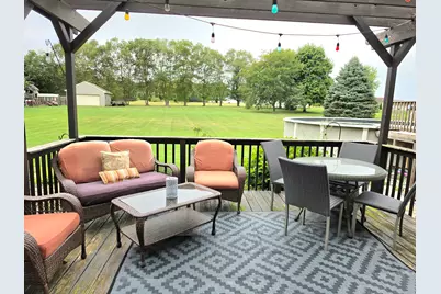 864 Jeflynn Drive, Kouts, IN 46347 - Photo 7