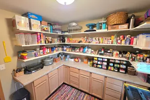 864 Jeflynn Dr, Kouts, IN 46347 - Photo 9
