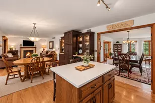 9260 Franklin Dr, Saint John, IN 46373 - Photo 7