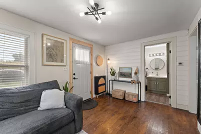 902 S 200 E, La Porte, IN 46350 - Photo 3