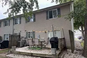 901 Beacon Dr, Hobart, IN 46342 - Photo 19