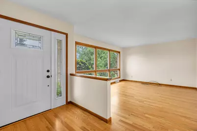 7501 W 1400 N, Demotte, IN 46310 - Photo 5