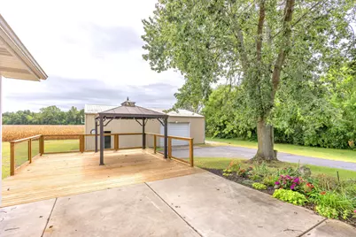 7501 W 1400 N, Demotte, IN 46310 - Photo 25