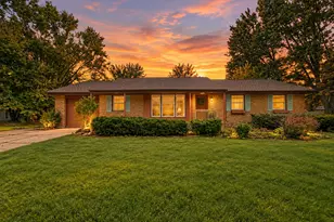 1250 Dogwood Dr, Chesterton, IN 46304 - Photo 1