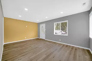 840 Pierce St, Gary, IN 46402 - Photo 3