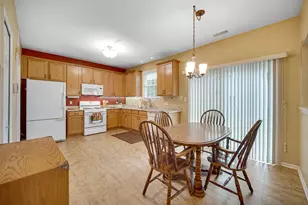 1284 Bluebell Trail, Schererville, IN 46375 - Photo 7
