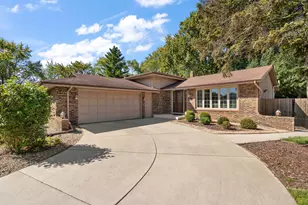 9436 Verbena Dr, Munster, IN 46321 - Photo 3