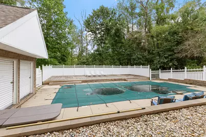 1843 N Pine Ridge Drive, La Porte, IN 46350 - Photo 31