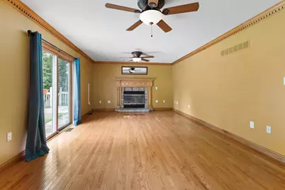 1843 N Pine Ridge Drive, La Porte, IN 46350 - Photo 15