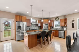 2242 Amarillo St, Portage, IN 46368 - Photo 9