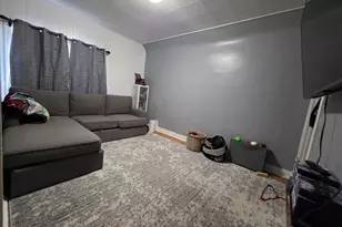 407 Prospect St, East Chicago, IN 46312 - Photo 7