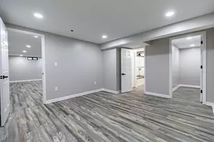432 W 67th Ln, Merrillville, IN 46410 - Photo 21