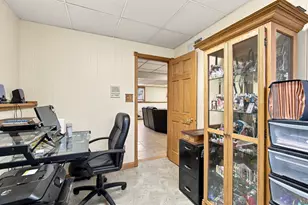 247 Westgate Dr, Valparaiso, IN 46385 - Photo 23