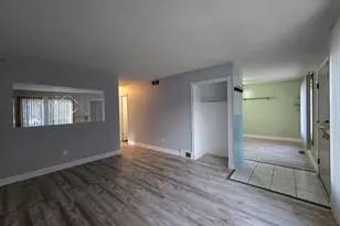 1125 170th St, Hammond, IN 46324 - Photo 5