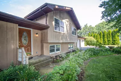 184 S 200 W, Valparaiso, IN 46385 - Photo 3