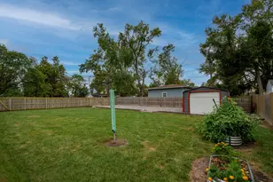 1998 Pleasant Meadows St, Portage, IN 46368 - Photo 13