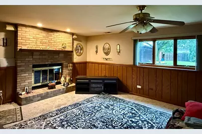 1401 Capri Lane, Dyer, IN 46311 - Photo 7