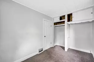 3771 Alabama St, Hobart, IN 46342 - Photo 7