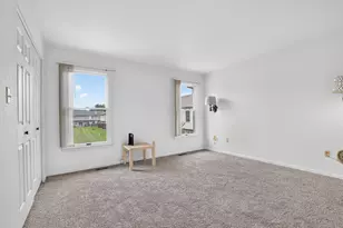 6066 Virginia St, Merrillville, IN 46410 - Photo 13