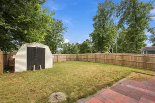 809 Azalea St SE, Demotte, IN 46310 - Photo 43