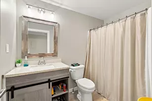 809 Azalea St SE, Demotte, IN 46310 - Photo 21