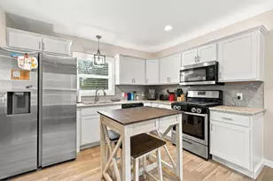 809 Azalea St SE, Demotte, IN 46310 - Photo 15