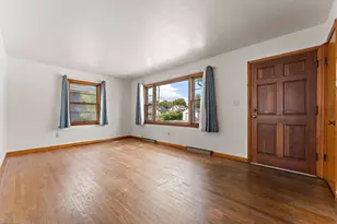 346 N Harvey St, Griffith, IN 46319 - Photo 5